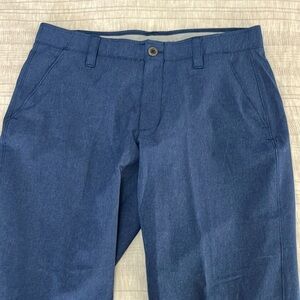 Men’s Under Armour golf pants. Size 34x32.
